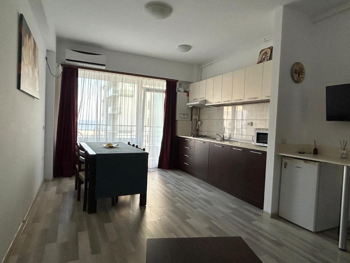 Maria Summer Apartaments Mamaia Ngoại thất bức ảnh