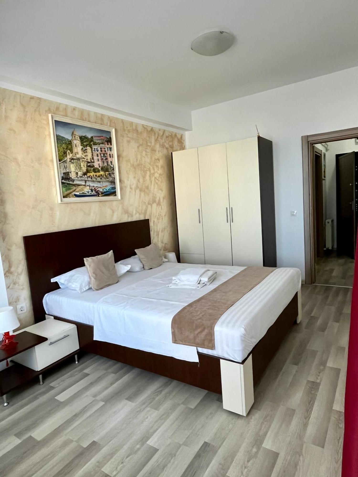 Maria Summer Apartaments Mamaia Ngoại thất bức ảnh